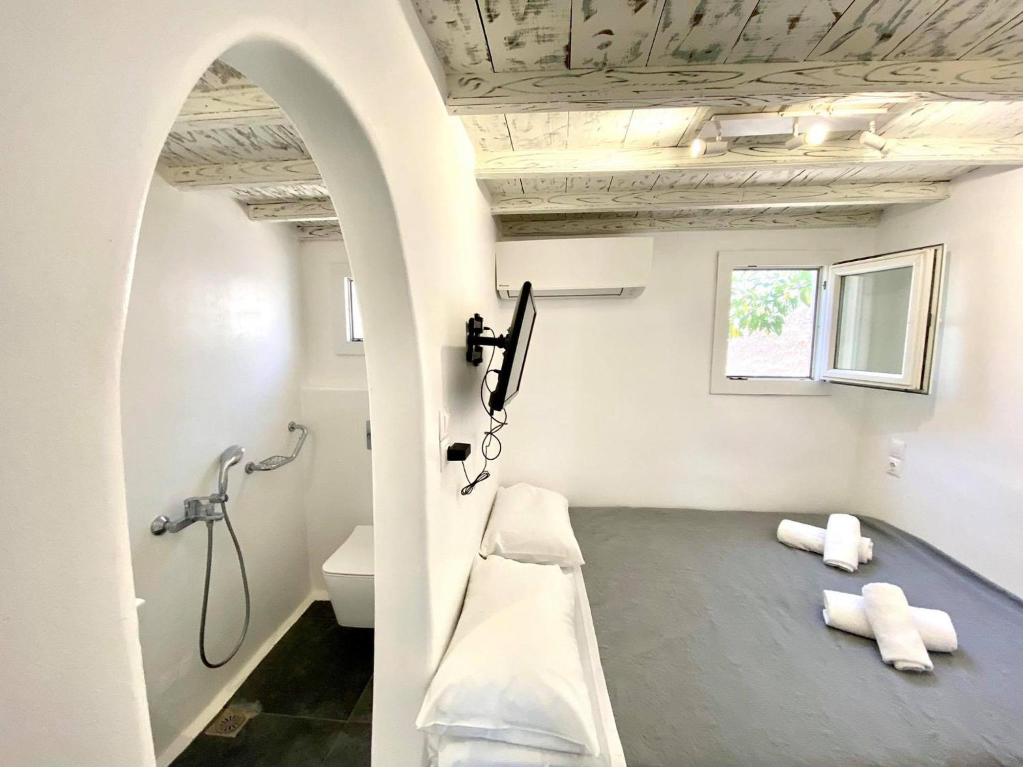 Mykonos Vibes Airport Studios And Apartments Mykonos Town Exteriör bild