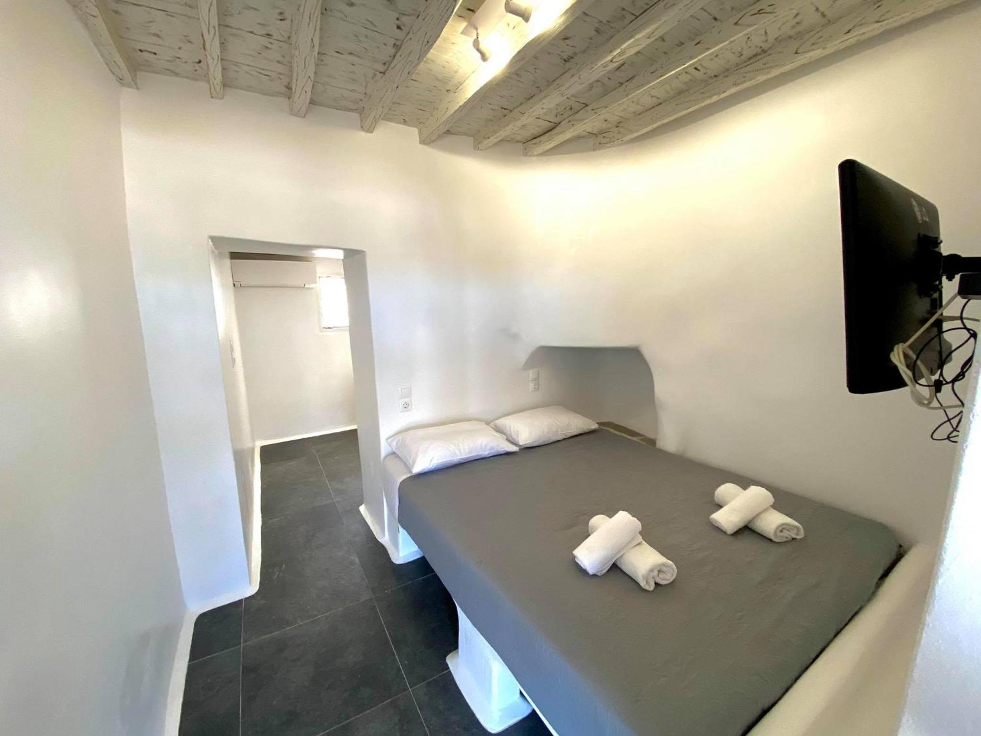 Mykonos Vibes Airport Studios And Apartments Mykonos Town Exteriör bild