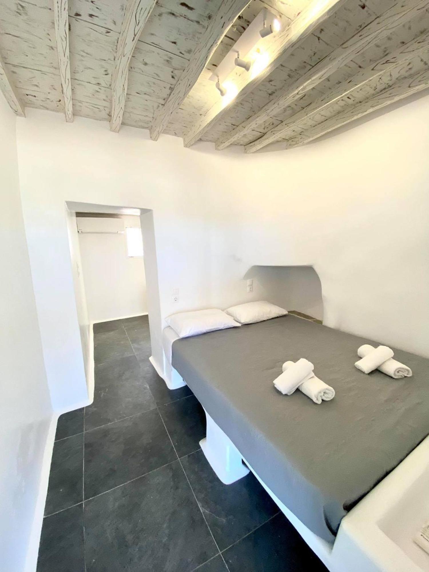 Mykonos Vibes Airport Studios And Apartments Mykonos Town Exteriör bild
