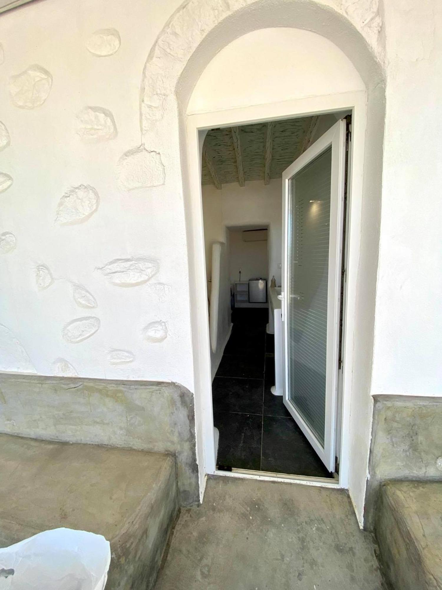 Mykonos Vibes Airport Studios And Apartments Mykonos Town Exteriör bild
