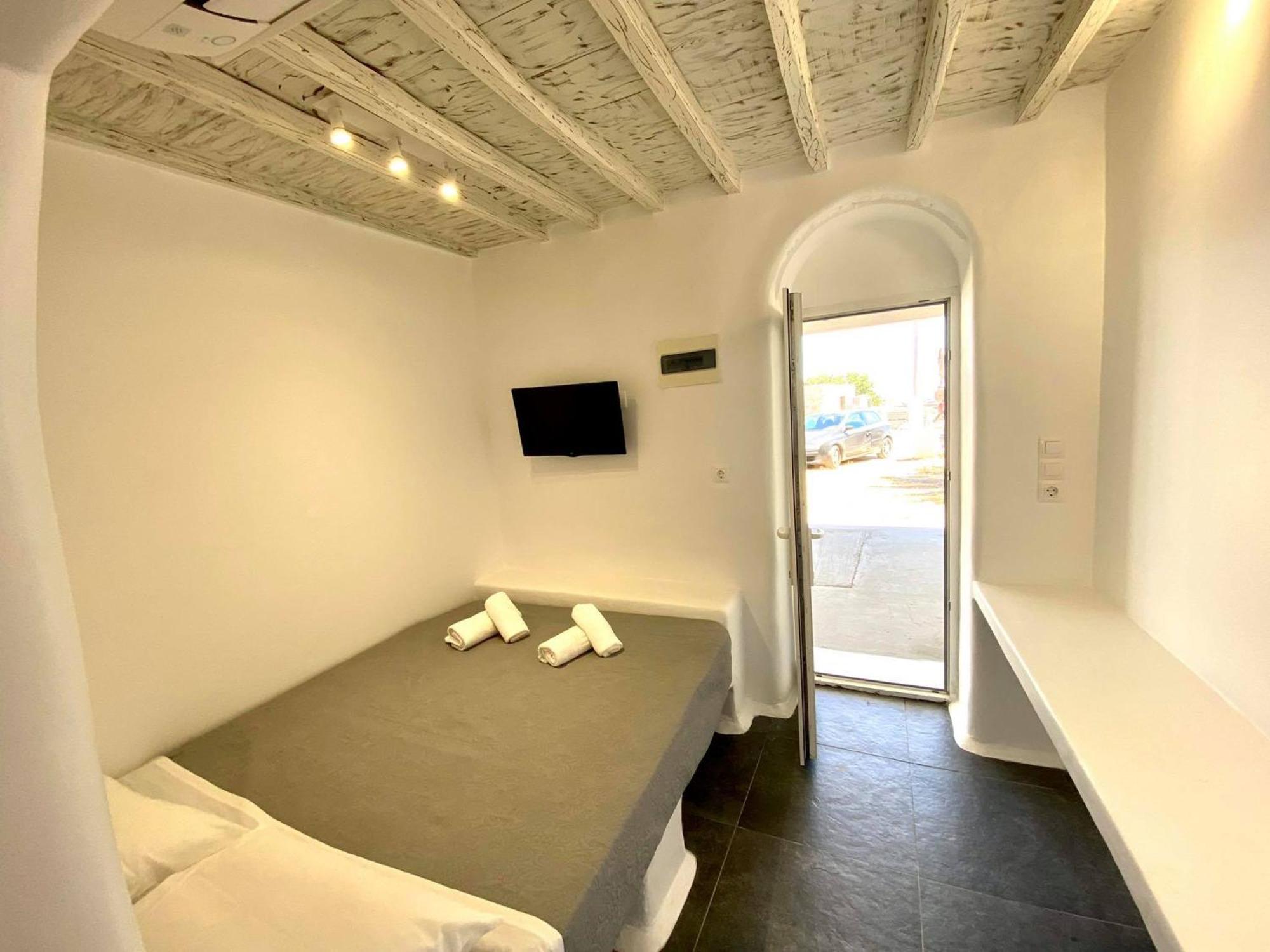 Mykonos Vibes Airport Studios And Apartments Mykonos Town Exteriör bild