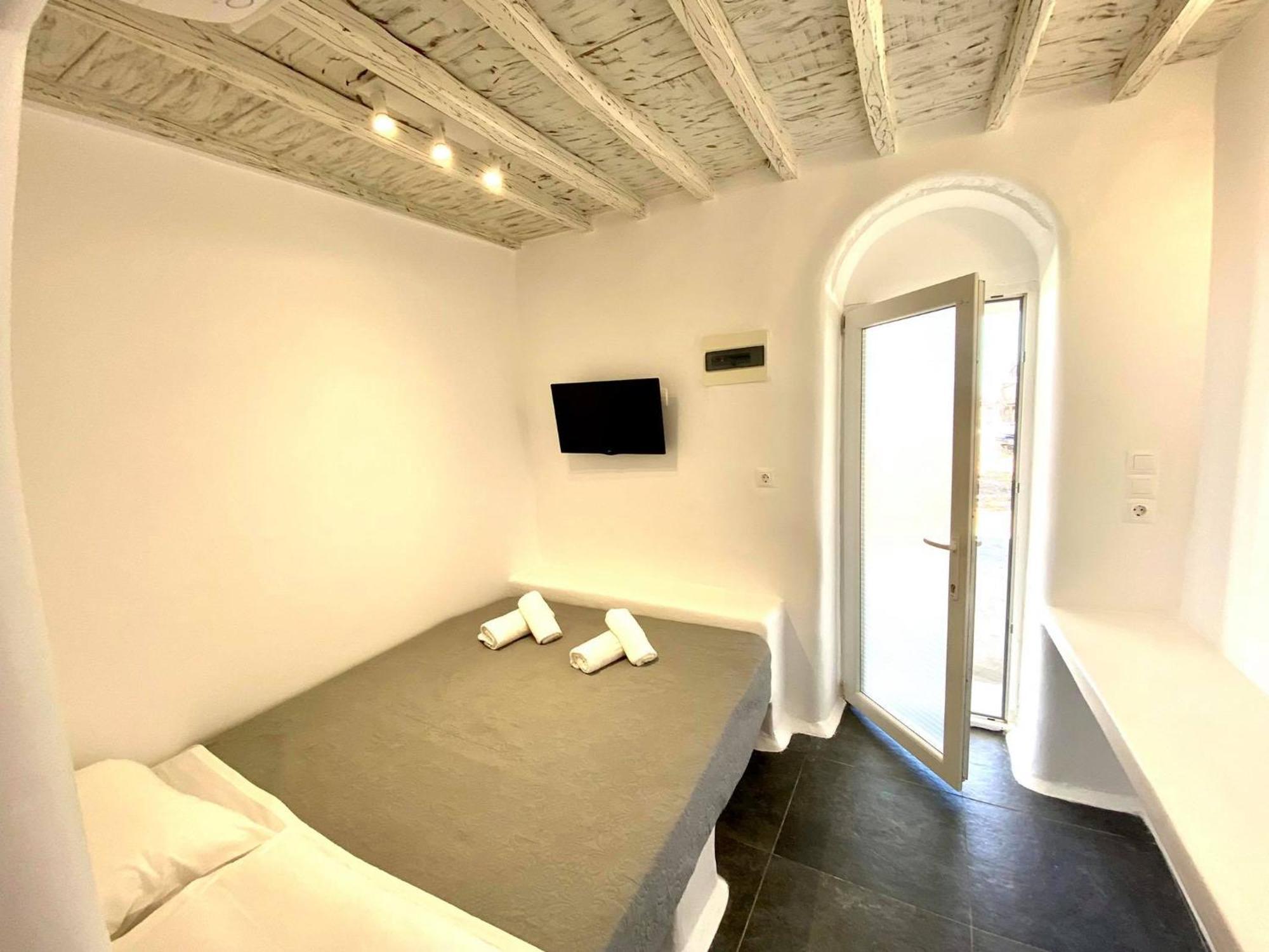 Mykonos Vibes Airport Studios And Apartments Mykonos Town Exteriör bild