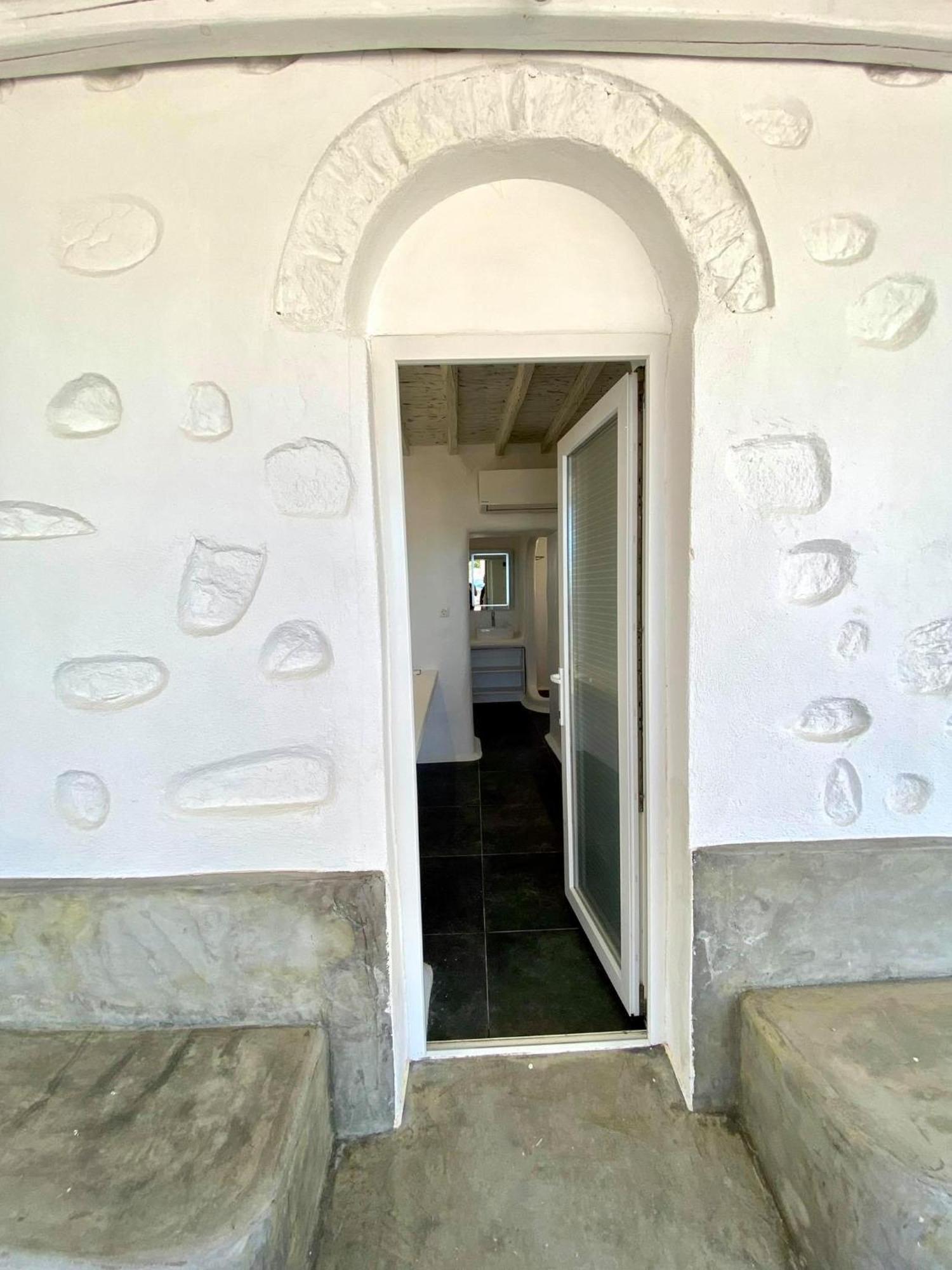Mykonos Vibes Airport Studios And Apartments Mykonos Town Exteriör bild